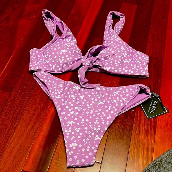 LAVENDER With White Flowers Bikini - Picture 1 of 7